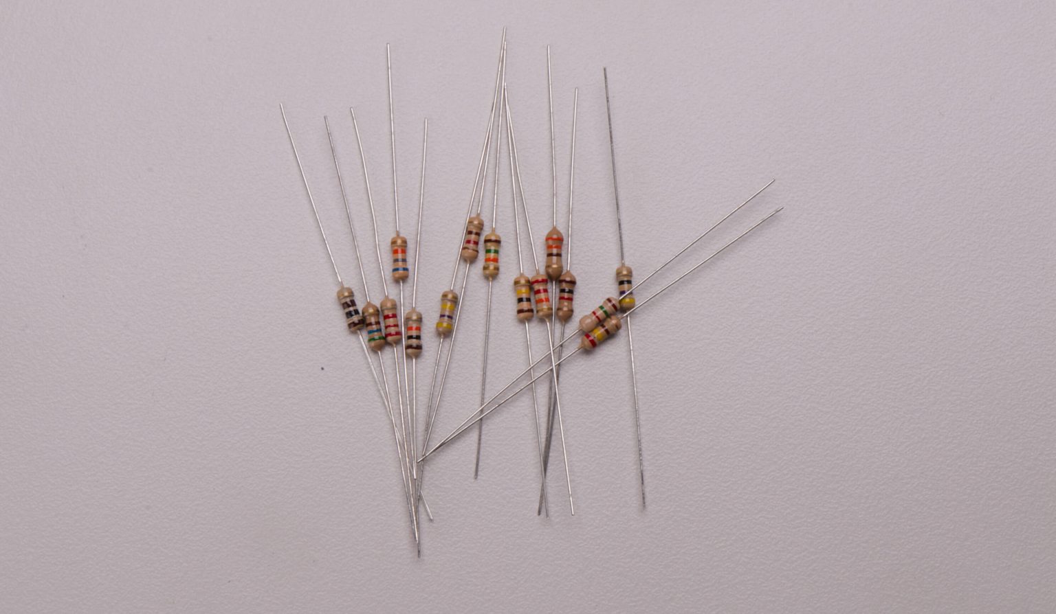 RESISTOR 560 OHM 1/4W 5% AXIAL – Loja Uninter