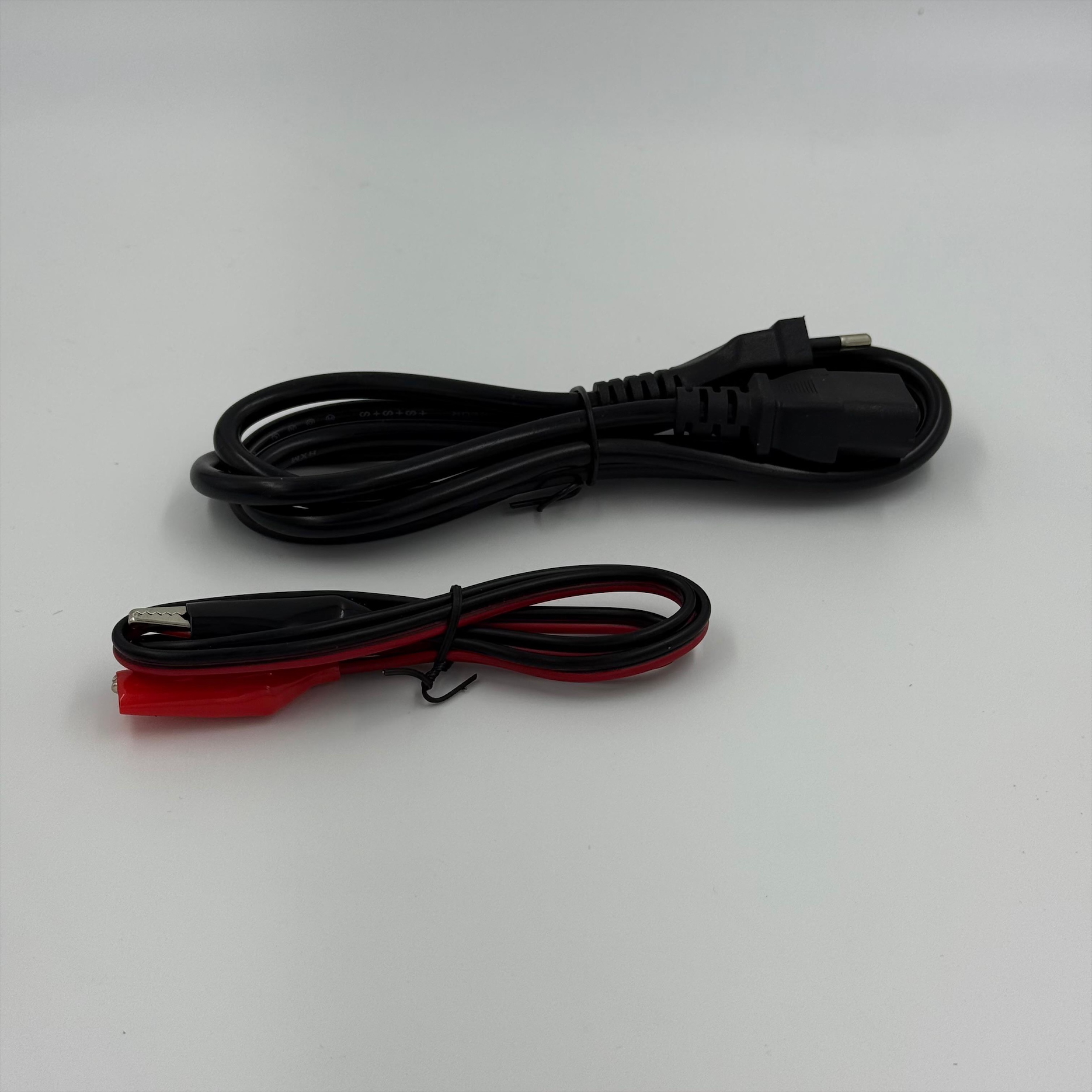 FONTE DE ALIMENTAÇÃO DE BANCADA WANPTEK GC3010 32V 10A 320W - Imagem 4