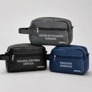 ESTOJO NECESSAIRE COURO SINTÉTICO – PERSONALIZÁVEL POR CURSO